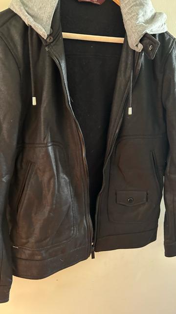 ZARA  MAN �U���}���@�����Y�@�t�[�h�t���@�u���]���@���@�u���b�N�@M �� �u�����h�� 