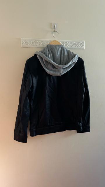 ZARA  MAN �U���}���@�����Y�@�t�[�h�t���@�u���]���@���@�u���b�N�@M �� �u�����h�� 