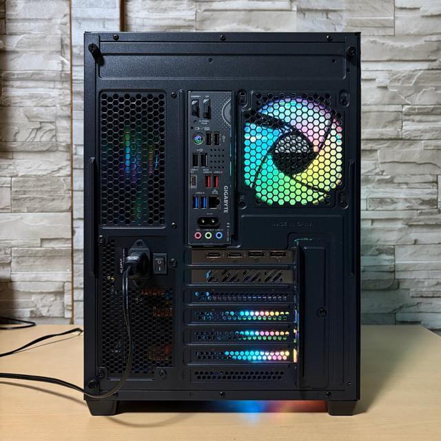 �y�������ȊO�V�i�z�Q�[�~���OPC Ryzen7 7800X3D RX9070XT SSD1TB ������32GB 850W �� PC�{��/���Ӌ@��� 