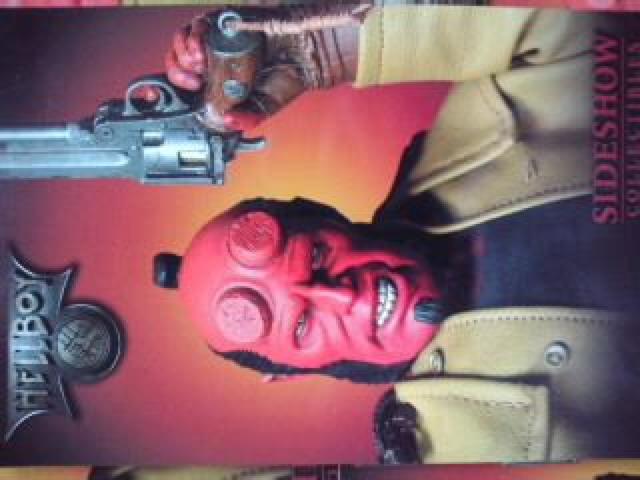 HELLBOY/w{-CtHg|XgJ-h7Zbg܂Ƃߔ񔄕i  zr[ 