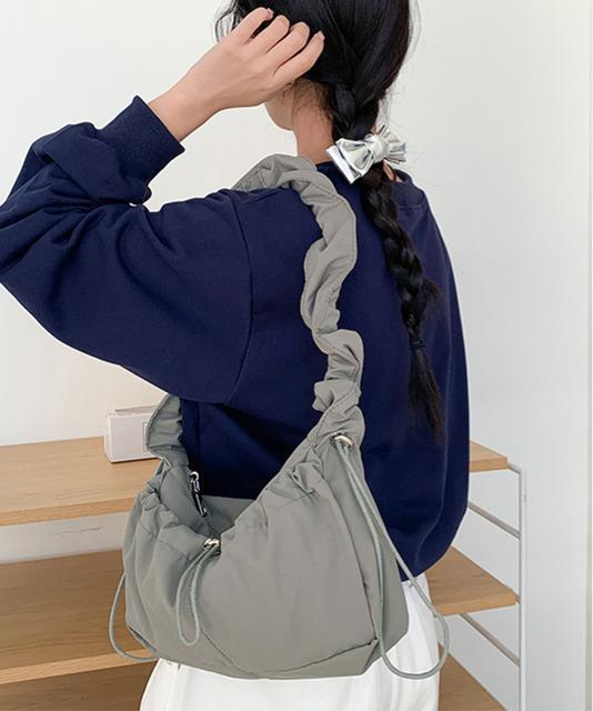 送料無料 新品 ハンドバッグ 肩掛けバッグ ナイロン < 女性ファッション  送料無料 新品 ハンドバッグ 肩掛けバッグ ナイロン < 女性ファッションの
