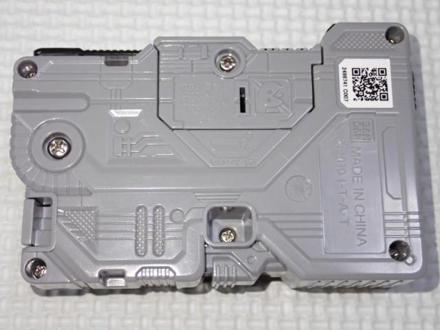 仮面ライダーゼロワン DXパンチングコングプログライズキー < おもちゃ 仮面ライダーゼロワン DXパンチングコングプログライズキー < おもちゃの