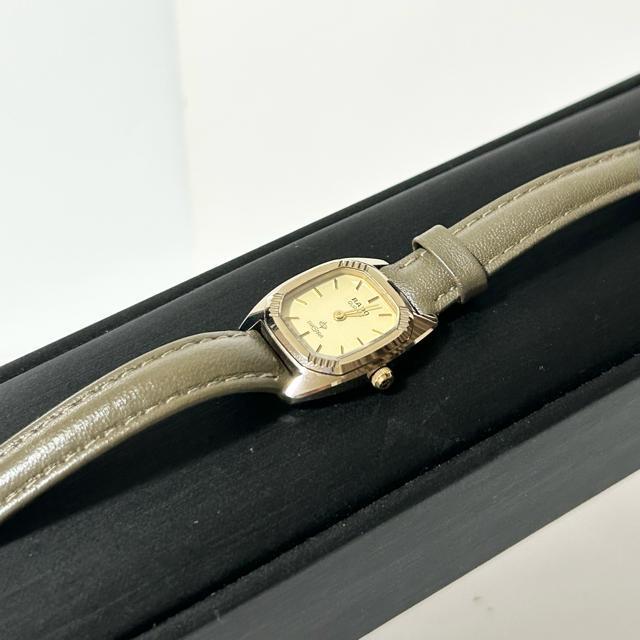 美品 RADO ラドー ダイヤスター 腕時計 クォーツ 700.9503.3 GP レザー ゴールド カーキ 動作確認済み < ブランド 美品 RADO ラドー ダイヤスター 腕時計 クォーツ 700.9503.3 GP レザー ゴールド カーキ 動作確認済み < ブランドの