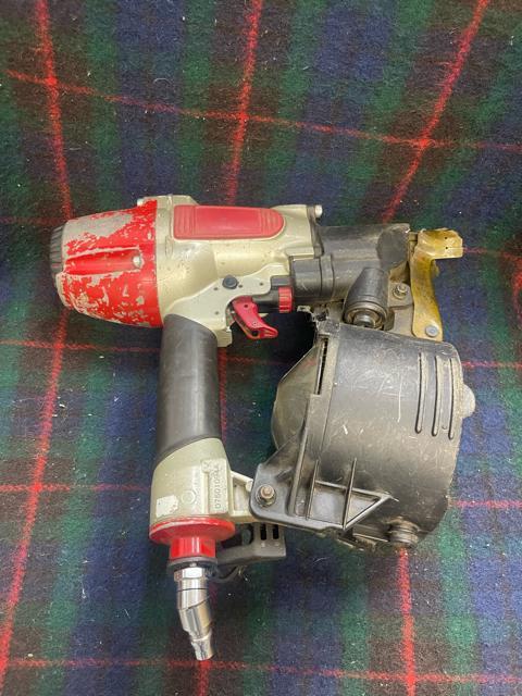 MAX 釘打ち機 PA6-GF20ジャンク 釘打機 ケース付 マックス < 自動車/バイク MAX 釘打ち機 PA6-GF20ジャンク 釘打機 ケース付 マックス < 自動車/バイク