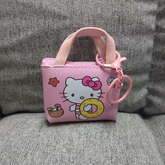 サンリオ ハローキティ ミニキーホルダーポーチ < おもちゃ サンリオ ハローキティ ミニキーホルダーポーチ < おもちゃの