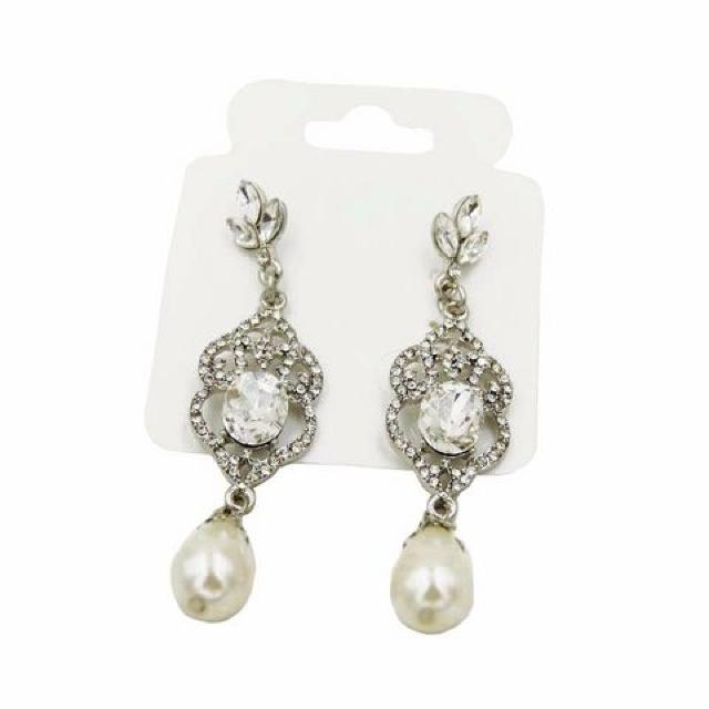 新品姫系アンティーク調エレガントストーンパールドレスピアス < 女性アクセサリー/時計  新品姫系アンティーク調エレガントストーンパールドレスピアス  < 女性アクセサリー/時計の