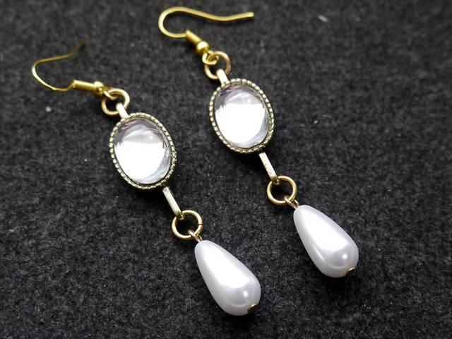 新品 ゴスロリ姫系アンティーク調ドロップパールストーンピアス < 女性アクセサリー/時計 新品 ゴスロリ姫系アンティーク調ドロップパールストーンピアス < 女性アクセサリー/時計の