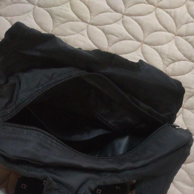 ★新品★ナイロンバッグ★ショルダーバッグ&トートバッグ★ポーチ付き < 女性ファッション  ★新品★ナイロンバッグ★ショルダーバッグ&トートバッグ★ポーチ付き < 女性ファッションの