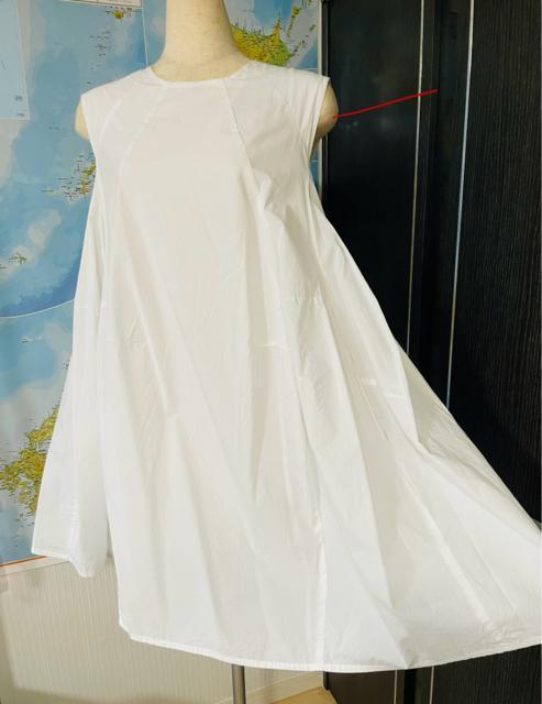 ワンピース 白 広がるデザイン 美品 < 女性ファッション  ワンピース 白 広がるデザイン 美品 < 女性ファッションの