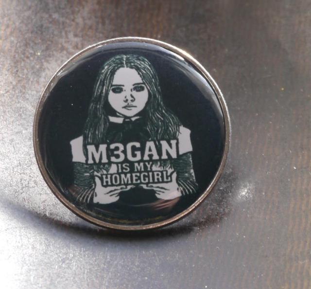 新品 M3GAN/ミーガン ピンズ ピンバッジ ピンブローチ < ホビー  新品 M3GAN/ミーガン ピンズ ピンバッジ ピンブローチ < ホビーの