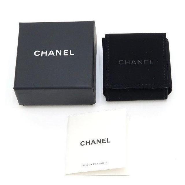◆ 本物 新品同様 ◆ CHANEL シャネル ココマーク ピアス パール シルバー ラインストーン 専用ケース 箱 人気 < ブランド  ◆ 本物 新品同様 ◆ CHANEL シャネル ココマーク ピアス パール シルバー ラインストーン 専用ケース 箱 人気 < ブランドの