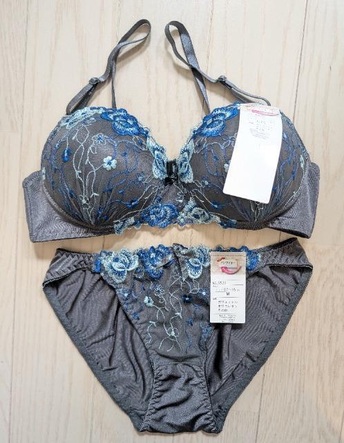 C75/M★Wパット★盛れるノンワイヤーブラジャーショーツセット★新品★送料無料 < 女性ファッション  C75/M★Wパット★盛れるノンワイヤーブラジャーショーツセット★新品★送料無料 < 女性ファッションの