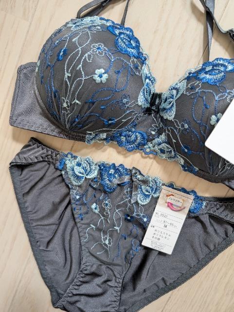 C75/M★Wパット★盛れるノンワイヤーブラジャーショーツセット★新品★送料無料 < 女性ファッション  C75/M★Wパット★盛れるノンワイヤーブラジャーショーツセット★新品★送料無料 < 女性ファッションの