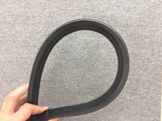 汎用 リアスポイラー ブラック 黒  132cm < 自動車/バイク 汎用 リアスポイラー ブラック 黒  132cm < 自動車/バイク