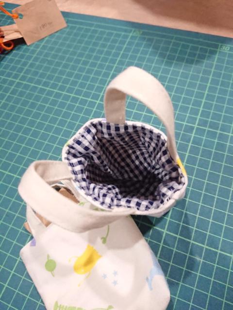 ハンドメイド小物入れ(ロボット@) < 女性ファッション  ハンドメイド小物入れ(ロボット@) < 女性ファッションの