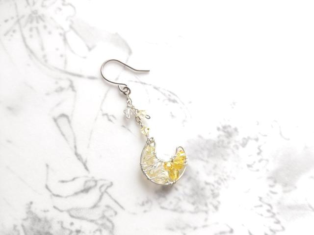 Pave*三日月のピアス*片耳用*SF*SV 16011 < 女性ファッション Pave*三日月のピアス*片耳用*SF*SV 16011 < 女性ファッションの