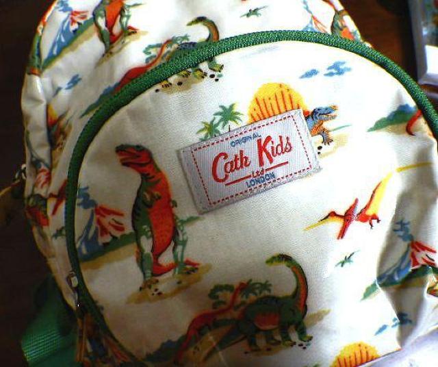 ◆Cath Kids キャスキッズリュックサック 子供用 中古品 < 女性ファッション  ◆Cath Kids キャスキッズリュックサック 子供用 中古品 < 女性ファッションの