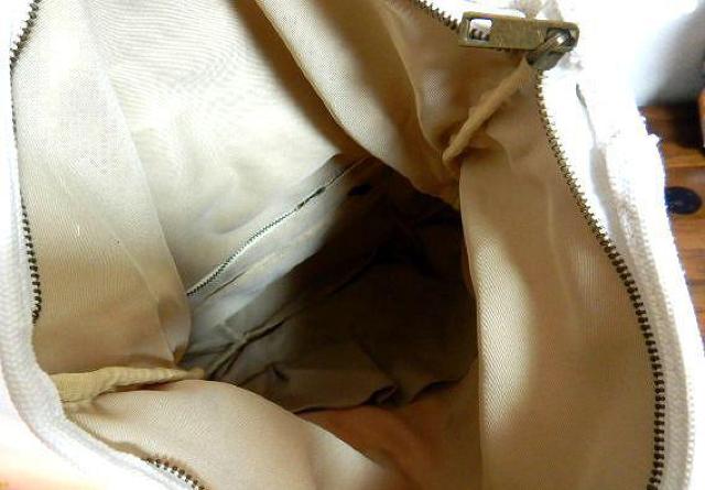 ◆キャンバスのリュック ホワイト 中古品 < 男性ファッション  ◆キャンバスのリュック ホワイト 中古品 < 男性ファッションの