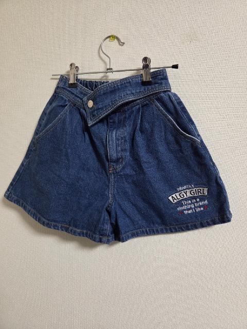 ALGY デニムショートパンツ 150サイズ ブルー 綿混素材 ガーリー刺繍ロゴ < キッズ/ベビー  ALGY デニムショートパンツ 150サイズ ブルー 綿混素材 ガーリー刺繍ロゴ  < キッズ/ベビーの