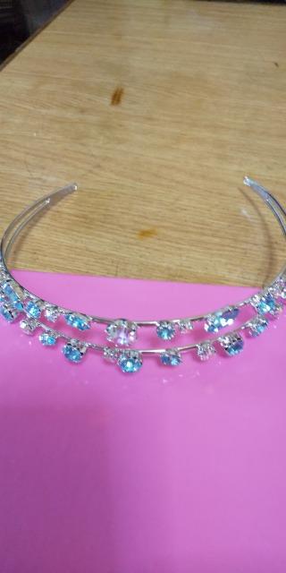 ティアラ < 女性アクセサリー/時計 ティアラ < 女性アクセサリー/時計の