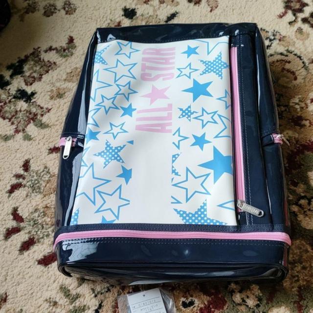 新品☆コンバース エナメルスクエアリュック CONVERSE バックパック < 女性ファッション 新品☆コンバース エナメルスクエアリュック CONVERSE バックパック < 女性ファッションの