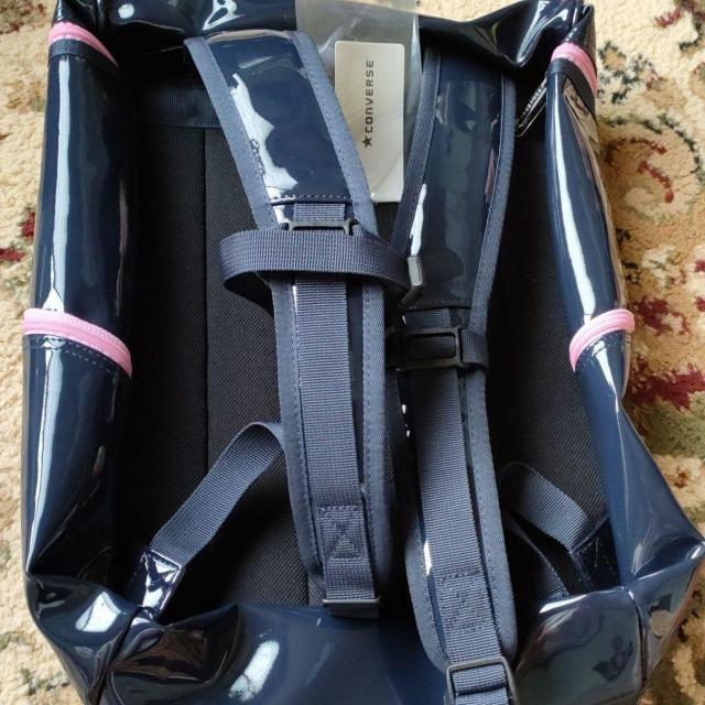 新品☆コンバース エナメルスクエアリュック CONVERSE バックパック < 女性ファッション 新品☆コンバース エナメルスクエアリュック CONVERSE バックパック < 女性ファッションの