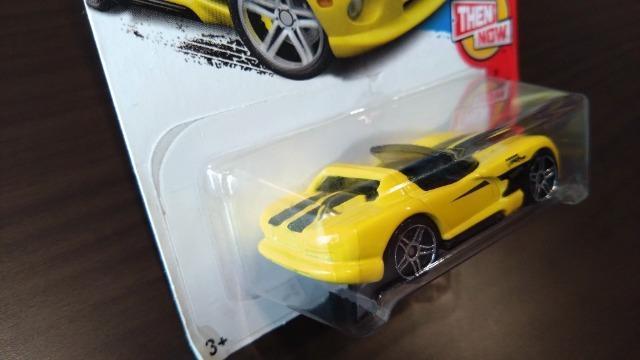 [WNEzbgEB[]_bW oCp[ RT/10  zr[ 