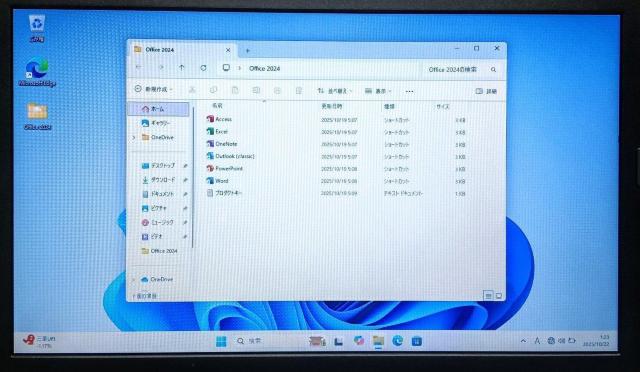 m[gp\R Corei7 Windows11 Excel Word Lenovo  SSD256GB 8GB 14C`  PC{/Ӌ@ 