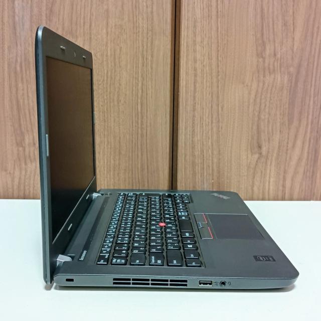 m[gp\R Corei7 Windows11 Excel Word Lenovo  SSD256GB 8GB 14C`  PC{/Ӌ@ 