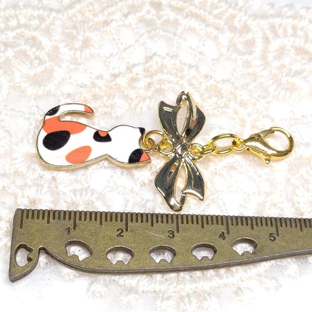 ハンドメイド☆ファスナーチャーム☆ねこちゃん☆三毛 < 女性ファッション  ハンドメイド☆ファスナーチャーム☆ねこちゃん☆三毛 < 女性ファッションの