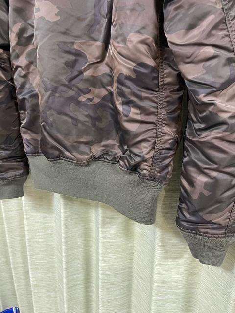 ALPHA INDUSTRIES �A���t�@�C���_�X�g���[�Y �J���� MA-1 �t���C�g�W���P�b�g �i�C�����W���P�b�g ���� �J�[�L �� �u�����h�� 