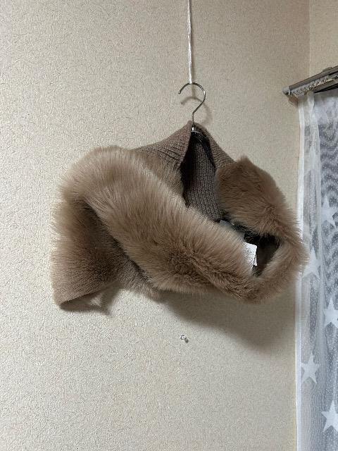 3.6万新品タグ付きGUSHLOW COLE★シープ毛皮+ウールニットドッキングスヌード < 女性ファッション 3.6万新品タグ付きGUSHLOW COLE★シープ毛皮+ウールニットドッキングスヌード < 女性ファッションの