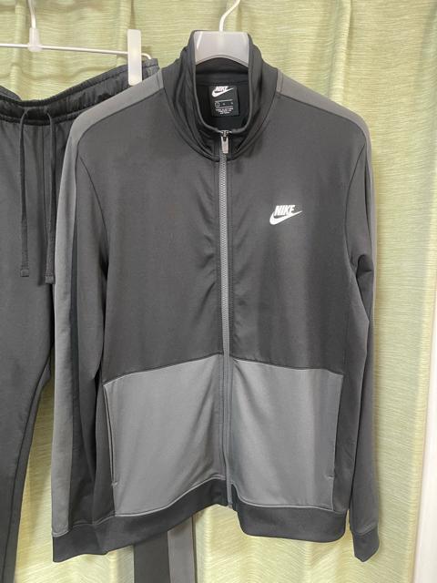 【Lサイズ】NIKE ナイキ ジャージ 上下 セットアップ ブラック 黒 トラックジャケット パンツ NIKE ナイキ ジャージ < 男性ファッション 【Lサイズ】NIKE ナイキ ジャージ 上下 セットアップ ブラック 黒 トラックジャケット パンツ NIKE ナイキ ジャージ < 男性ファッションの