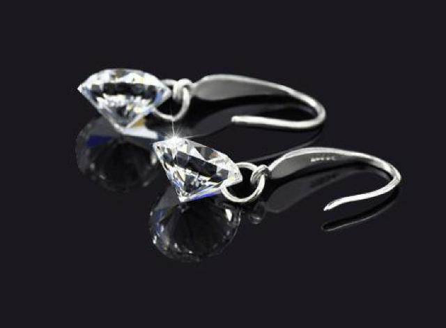 【送料無料】高級感※ピアス レディース 贈り物 プレゼント Czダイヤ ホワイトゴールド S925 新品 < 女性アクセサリー/時計 【送料無料】高級感※ピアス レディース 贈り物 プレゼント Czダイヤ ホワイトゴールド S925 新品 < 女性アクセサリー/時計の