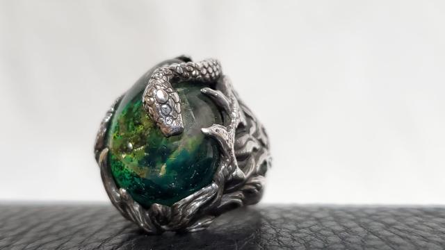 正規美 絶版 ガロア 禁断の果実 スネーク リング 11号 緑系 SV蛇 リフレクション石 アップル 指輪 1点物完全ハンドメイド < 男性アクセサリー/時計  正規美 絶版 ガロア 禁断の果実 スネーク リング 11号 緑系 SV蛇 リフレクション石 アップル 指輪 1点物完全ハンドメイド < 男性アクセサリー/時計の