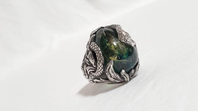 正規美 絶版 ガロア 禁断の果実 スネーク リング 11号 緑系 SV蛇 リフレクション石 アップル 指輪 1点物完全ハンドメイド < 男性アクセサリー/時計  正規美 絶版 ガロア 禁断の果実 スネーク リング 11号 緑系 SV蛇 リフレクション石 アップル 指輪 1点物完全ハンドメイド < 男性アクセサリー/時計の