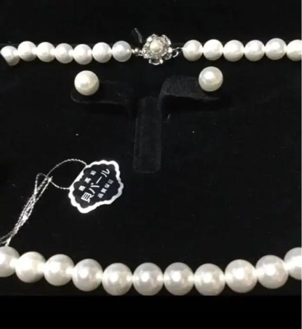 最高級本貝パール ネックレス ピアスセット /イヤリングに変更も可能ですケース付 < 女性アクセサリー/時計 最高級本貝パール ネックレス ピアスセット /イヤリングに変更も可能ですケース付 < 女性アクセサリー/時計の