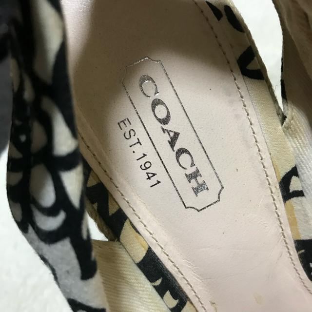 正規品 コーチ ポピー フラワープリントパンプス 5.5B 約22.5cm < ブランド  正規品 コーチ ポピー フラワープリントパンプス 5.5B 約22.5cm < ブランドの