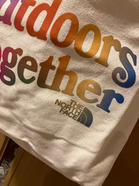 THE NORTH FACE ショルダーストラップ付 キャンバストートバック < ブランド THE NORTH FACE ショルダーストラップ付 キャンバストートバック < ブランドの