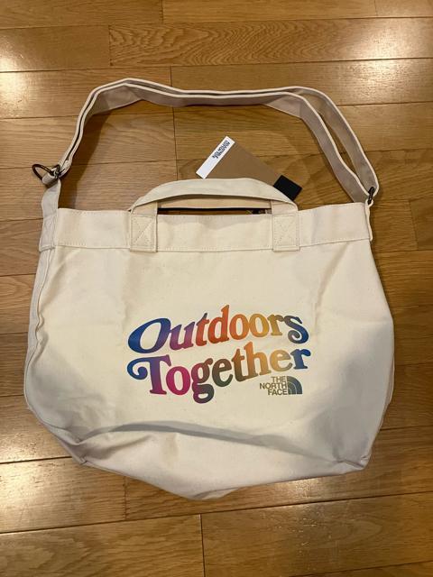 THE NORTH FACE ショルダーストラップ付 キャンバストートバック < ブランド THE NORTH FACE ショルダーストラップ付 キャンバストートバック < ブランドの
