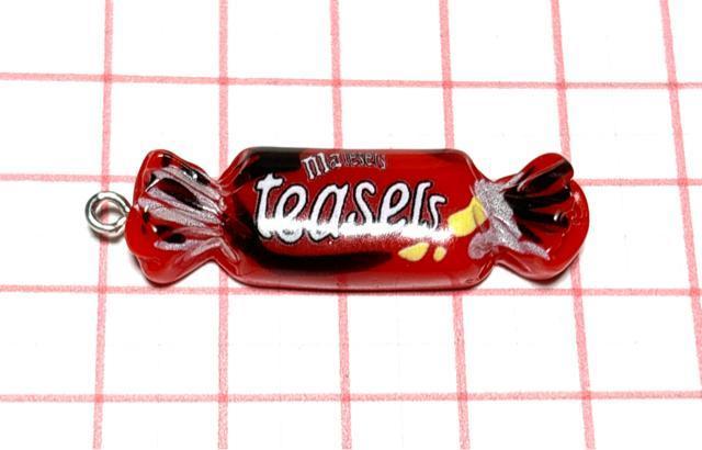 330 キャンディ型輸入菓子 1個 スイーツチョコ アクセサリーパーツ 樹脂チャーム < ペット/手芸/園芸 330 キャンディ型輸入菓子 1個 スイーツチョコ アクセサリーパーツ 樹脂チャーム < ペット/手芸/園芸の