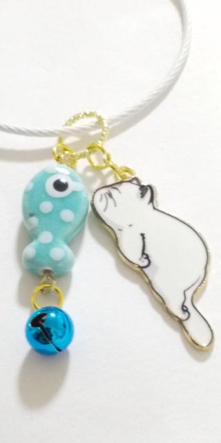 *.゜。:+*.゜真っ白の猫ちゃんと魚のキーリング*.゜。:+*.゜。:+*.゜ < 女性ファッション *.゜。:+*.゜真っ白の猫ちゃんと魚のキーリング*.゜。:+*.゜。:+*.゜ < 女性ファッションの