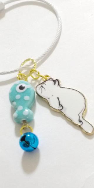 *.゜。:+*.゜真っ白の猫ちゃんと魚のキーリング*.゜。:+*.゜。:+*.゜ < 女性ファッション *.゜。:+*.゜真っ白の猫ちゃんと魚のキーリング*.゜。:+*.゜。:+*.゜ < 女性ファッションの