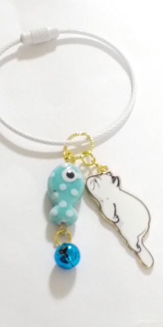 *.゜。:+*.゜真っ白の猫ちゃんと魚のキーリング*.゜。:+*.゜。:+*.゜ < 女性ファッション *.゜。:+*.゜真っ白の猫ちゃんと魚のキーリング*.゜。:+*.゜。:+*.゜ < 女性ファッションの