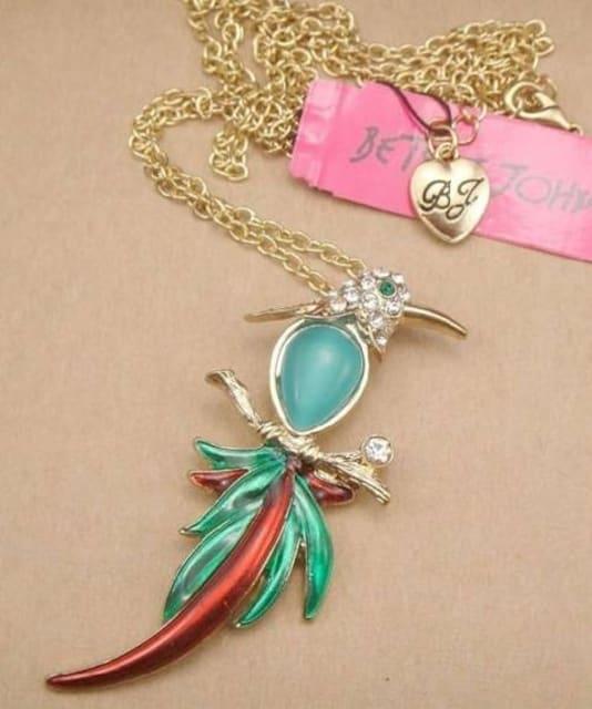 新品ゴスロリ姫系鸚鵡オウムネックレスBETSEY JOHNSON < 女性アクセサリー/時計  新品ゴスロリ姫系鸚鵡オウムネックレスBETSEY JOHNSON  < 女性アクセサリー/時計の
