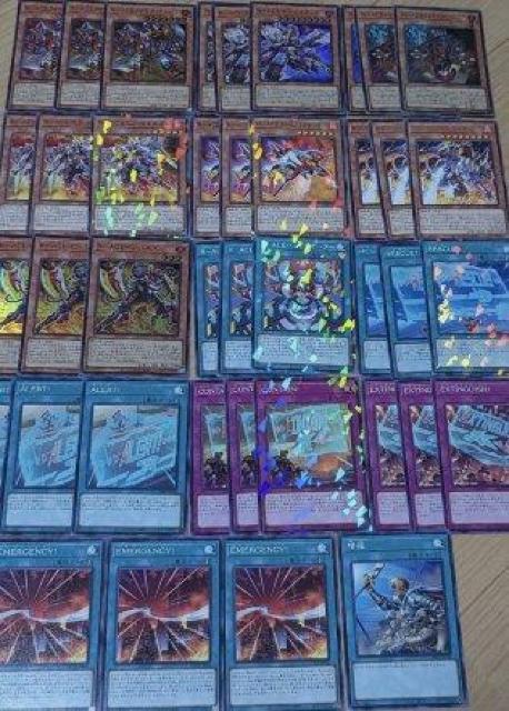 美品 レアリティ高い 超骸装部隊RーACEのデッキパーツ40枚 < トレーディングカード  美品 レアリティ高い 超骸装部隊RーACEのデッキパーツ40枚  < トレーディングカードの