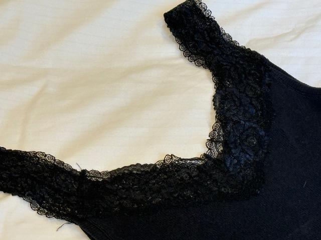 ホームクリーニング済み★ジムでのレッスンやフィットネスで愛用していました★ブラックキャミ★Mサイズ < 女性ファッション ホームクリーニング済み★ジムでのレッスンやフィットネスで愛用していました★ブラックキャミ★Mサイズ < 女性ファッションの