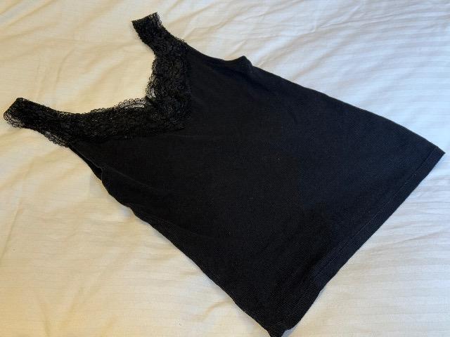 ホームクリーニング済み★ジムでのレッスンやフィットネスで愛用していました★ブラックキャミ★Mサイズ < 女性ファッション ホームクリーニング済み★ジムでのレッスンやフィットネスで愛用していました★ブラックキャミ★Mサイズ < 女性ファッションの