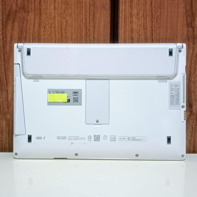 FUJITSU LIFEBOOK Corei5 20GB SSD512GB tHD WebJ DVD Office  PC{/Ӌ@ 