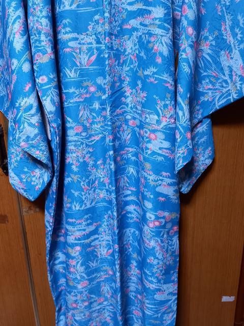 ∞ ブルーの着物 < 女性ファッション  ∞ ブルーの着物 < 女性ファッションの